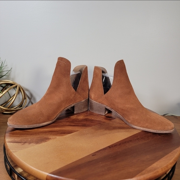 Coconuts By Matisse Pronto Brown Suede Ankle Boots Size 8.5 Slip On Notched Side - Picture 11 of 17